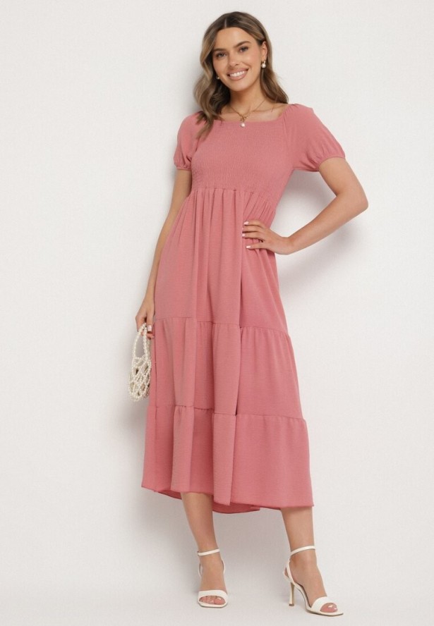 Ciemnoróżowa Rozkloszowana Sukienka z Dekoltem Typu Hiszpanka z Marszczeniem Lumorice