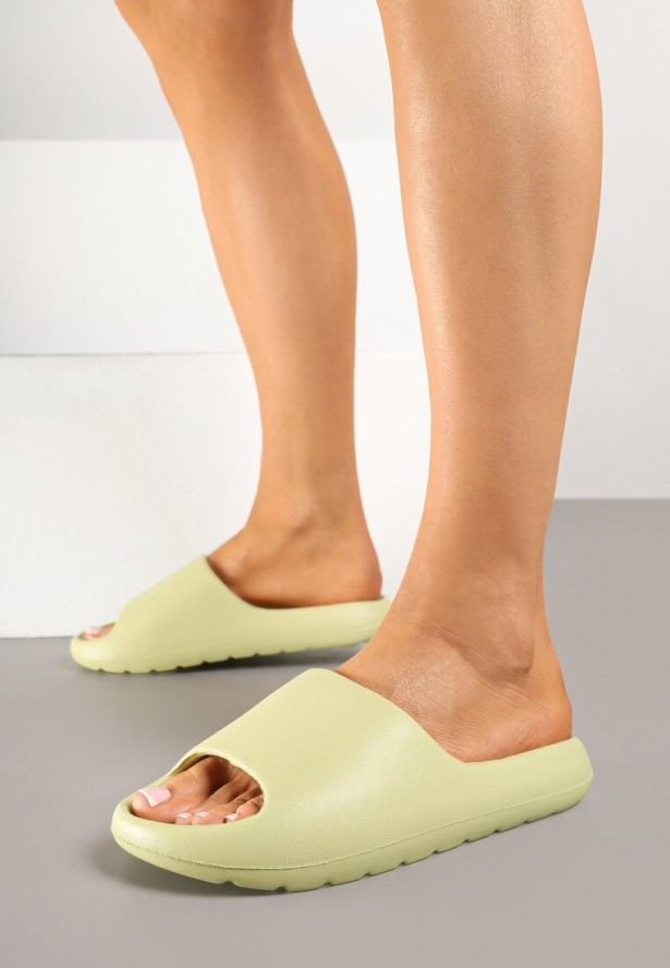 Jasnozielone Piankowe Klapki z Gładkim Wykończeniem Sonira