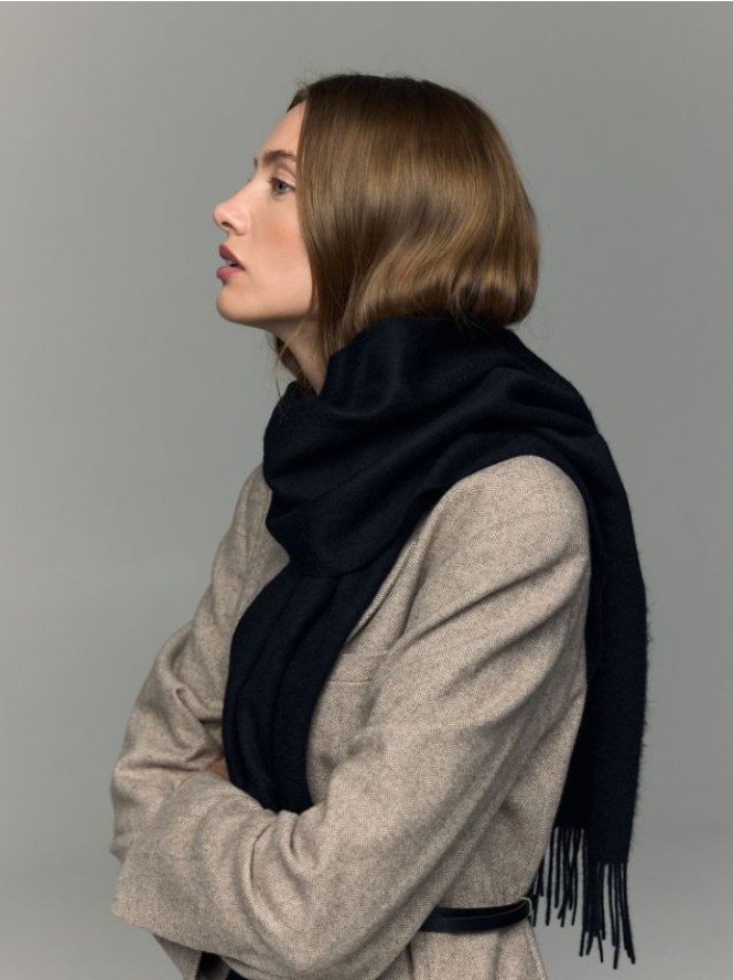 Wełniany szalik - czarny