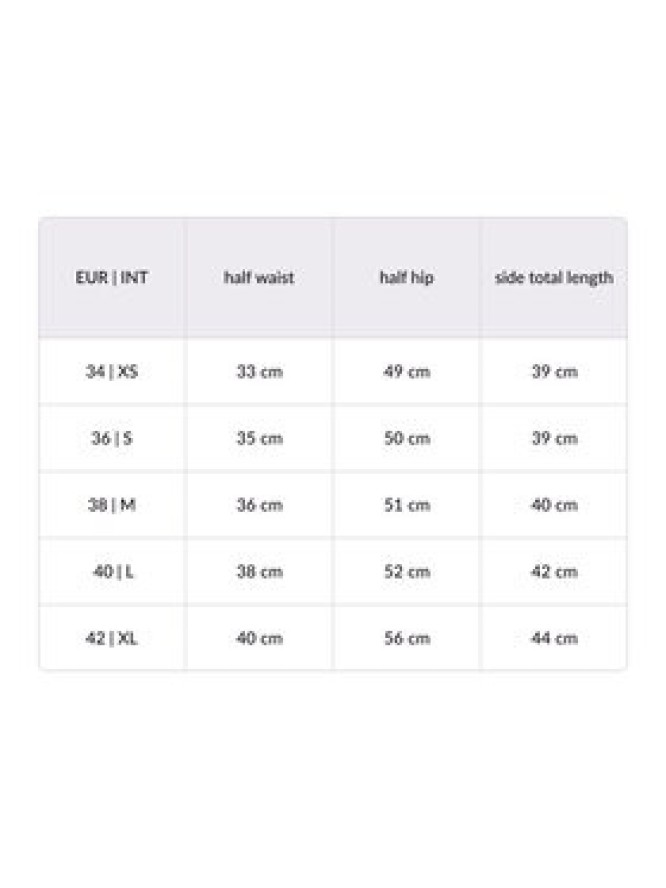 Rinascimento Szorty materiałowe CFC0124444003 Czarny Regular Fit
