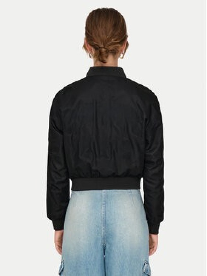 ONLY Kurtka bomber Tatjano 15336394 Czarny Regular Fit