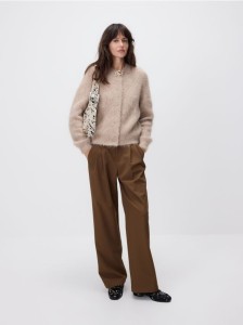 Spodnie z zakładkami - brązowy