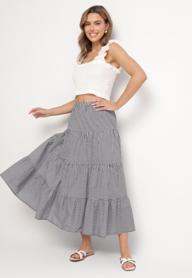 Czarno-Biała Bawełniana Spódnica Rozkloszowana w Kratę Stolitte