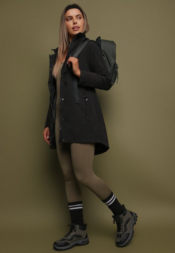 Czarna Kurtka Parka z Kapturem Odpinanym w Stylu Utility Janiora