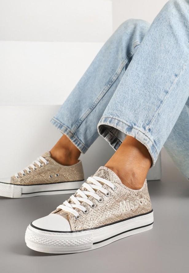 Złote Wężowe Trampki pod Kostkę Ozdobione Napisem i Brokatem Terlevia