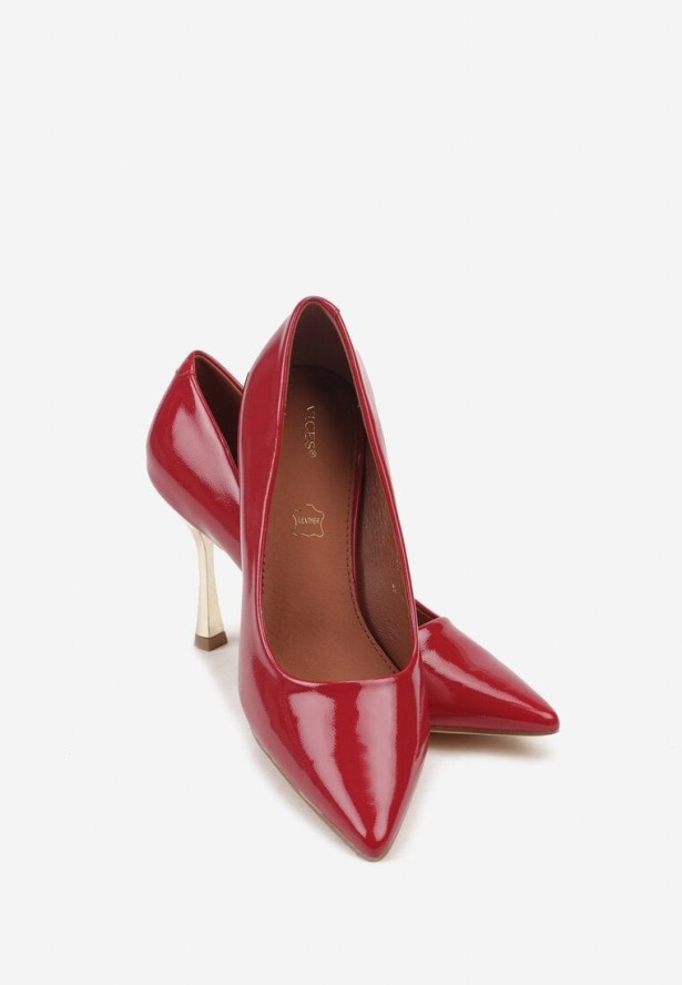 Czerwone Lakierowane Szpilki Vices ze Skórzaną Wkładką i Metaliczną Wstawką Fallenisse
