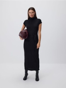Sukienka z domieszką wełny - czarny