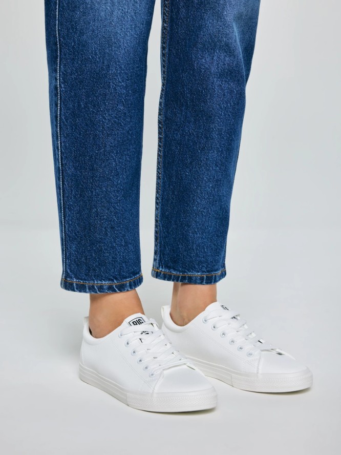 Trampki damskie białe JJ274311 101