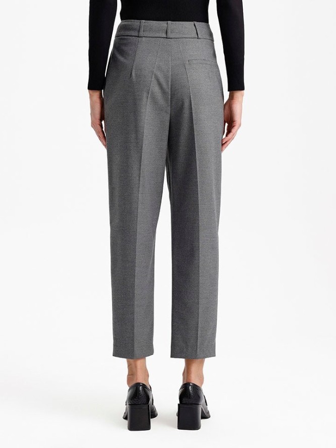 BGN Spodnie w kolorze szarym rozmiar: 38