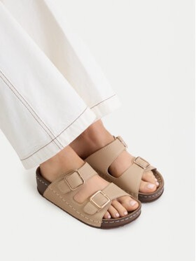 Go Soft Klapki CEO-W21202 Beżowy