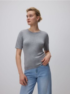Dzianinowa bluzka z wiskozą - szary