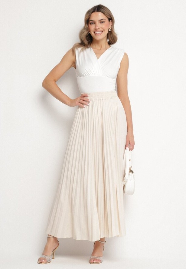Jasnobeżowa Spódnica Plisowana o Rozkloszowanym Kroju z Gumką w Talii Sarlimi