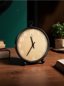 Okrągły zegar ścienny - czarny