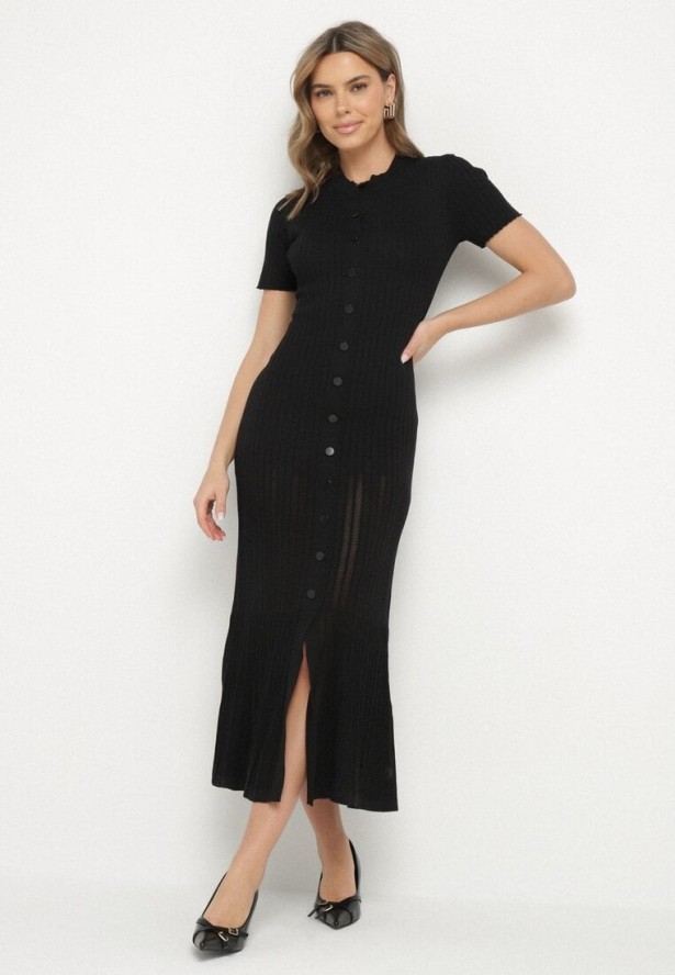 Czarna Wiskozowa Sukienka Dzianinowa o Dopasowanym Kroju z Guzikami Alutoria