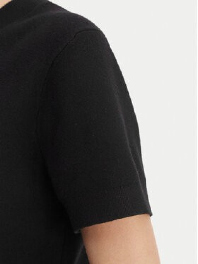 Calvin Klein T-Shirt LV147E303G Czarny Regular Fit