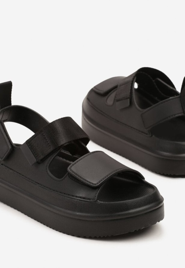 Czarne Sandały na Piankowej Platformie z Zapięciem na Rzep Vonamia