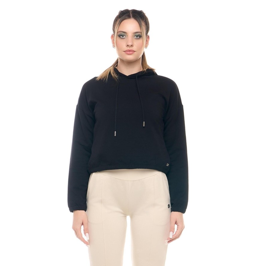 Bluza z kaptur na co dzień na siłownię