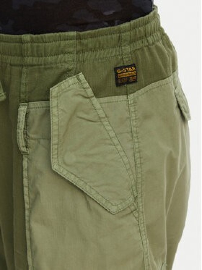 G-Star Raw Spodnie cargo D29010-E519 Zielony ciemny Straight Fit