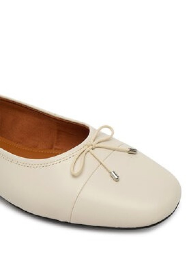 Vagabond Shoemakers Baleriny Jolin 5508-101-02 Écru