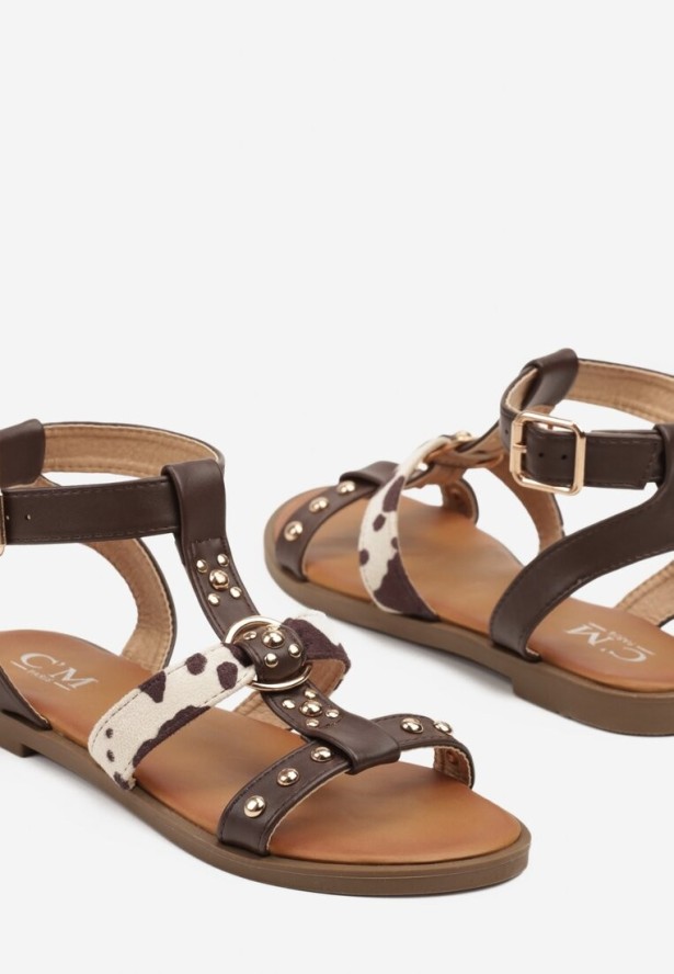 Brązowe Sandały Gladiatorki Zdobione Nitami Valritia