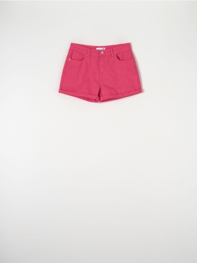 Szorty jeansowe mom - różowy