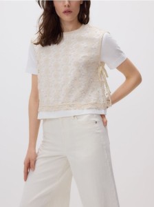 T-shirt z ażurowym wzorem - biały