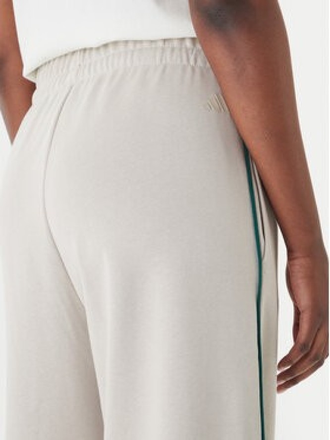 adidas Spodnie dresowe Seasonal Essentials Colourpop JZ0192 Beżowy Regular Fit