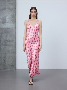 Wzorzysta sukienka z wiskozy - wielobarwny