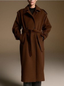 Wełniany płaszcz z szalem - brązowy