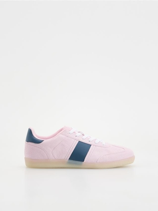 Sneakersy z imitacji zamszu - pastelowy róż