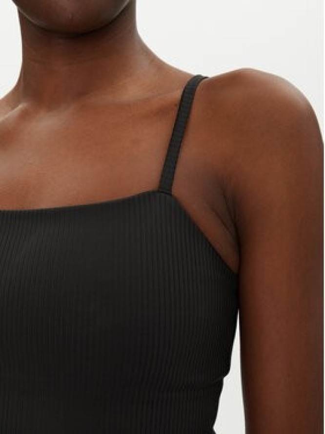 Girlfriend Collective Top Rib Cami 1037 Czarny Slim Fit