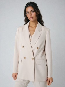 Żakiet z ozdobnymi guzikami - kremowy