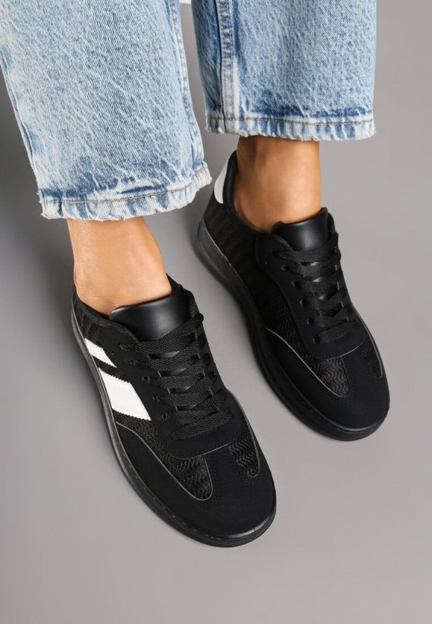 Czarne Sneakersy Typu Kultowe Tenisówki na Półtransparentnej Podeszwie Ulinera