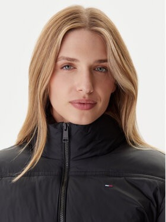 Tommy Jeans Kurtka zimowa DW0DW21619 Czarny Relaxed Fit