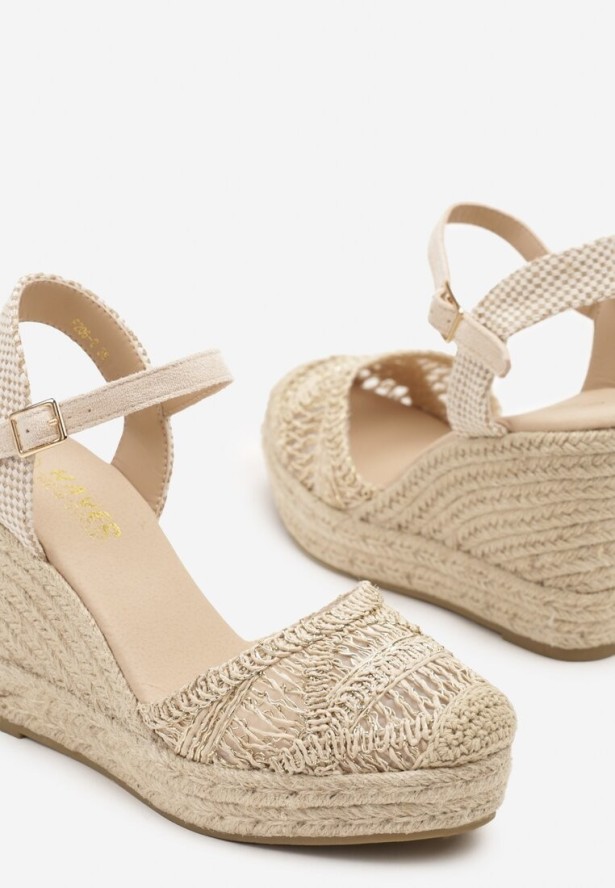 Jasnobeżowe Sandały z Szydełkową Cholewką na Plecionym Koturnie Flearella