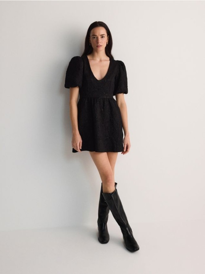 Żakardowa sukienka mini - czarny