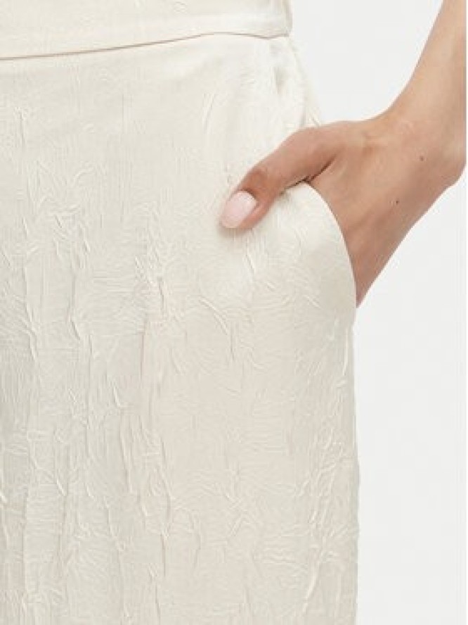 Guess Spodnie materiałowe W6GB2 8W2103 Beżowy jasny Wide Leg