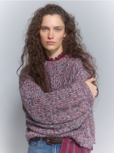 Sweter z domieszką wełny - bordowy