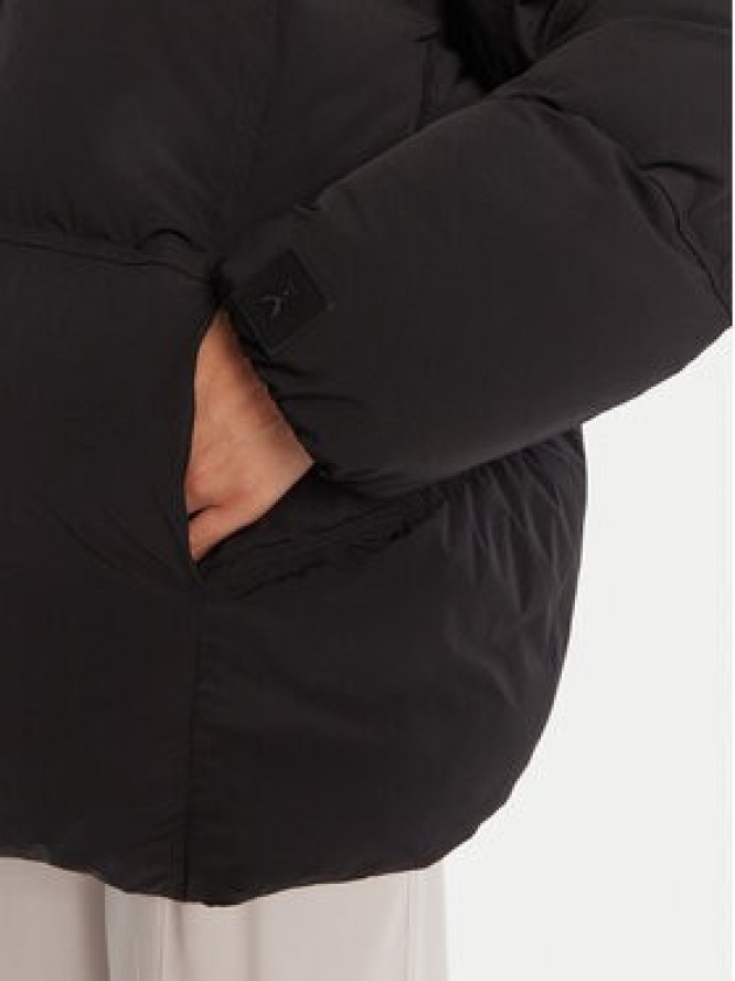 Patrizia Pepe Kurtka zimowa 8O0194 A629 Czarny Regular Fit