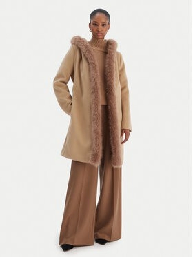 Rinascimento Płaszcz zimowy CFC0126714003 Beżowy Regular Fit