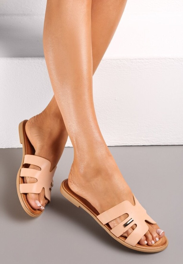 Jasnoróżowe Płaskie Klapki z Paskiem Ozdobionym Wycięciami Linvin