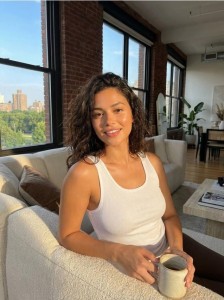 Prążkowana koszulka na ramiączkach - biały