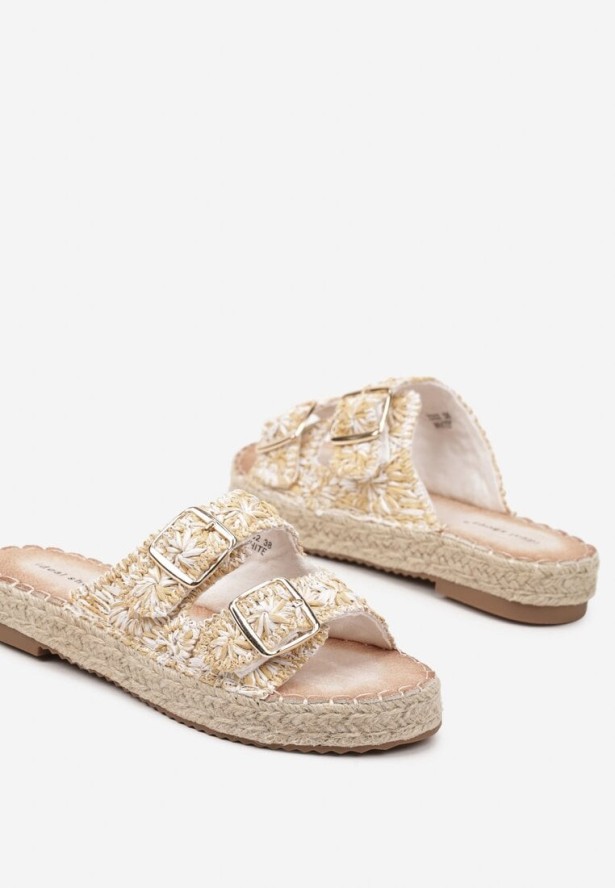 Biało-Beżowe Szydełkowe Klapki Ozdobione Plecionym Sznurkiem i Klamrami Wilanne