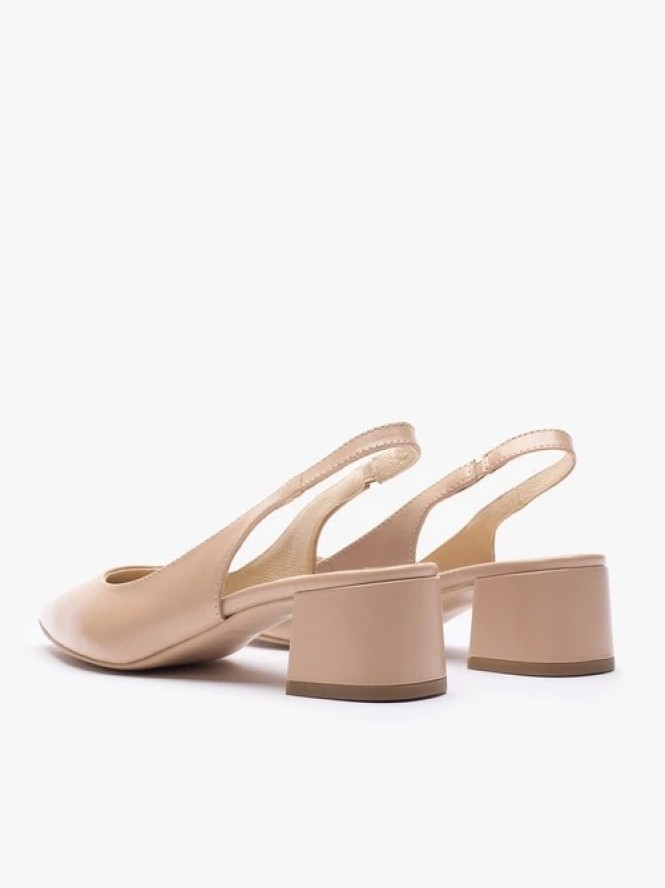 Beżowe czółenka bez pięty slingback na słupku