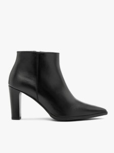 Czarne botki skórzane na słupku