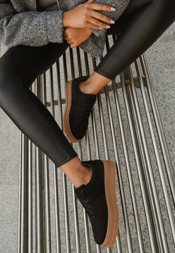 Czarne Sneakersy na Grubej Podeszwie z Tłoczeniami Try to Forget