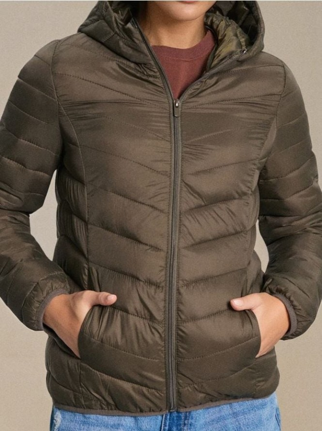 Pikowana kurtka z kapturem - zielony