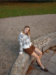 Zamszowa spódnica mini - brązowy