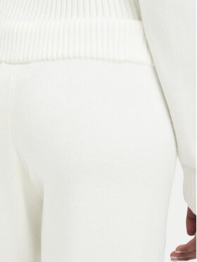 Juicy Couture Spodnie dzianinowe JCWBJ226310 Kremowy Relaxed Fit