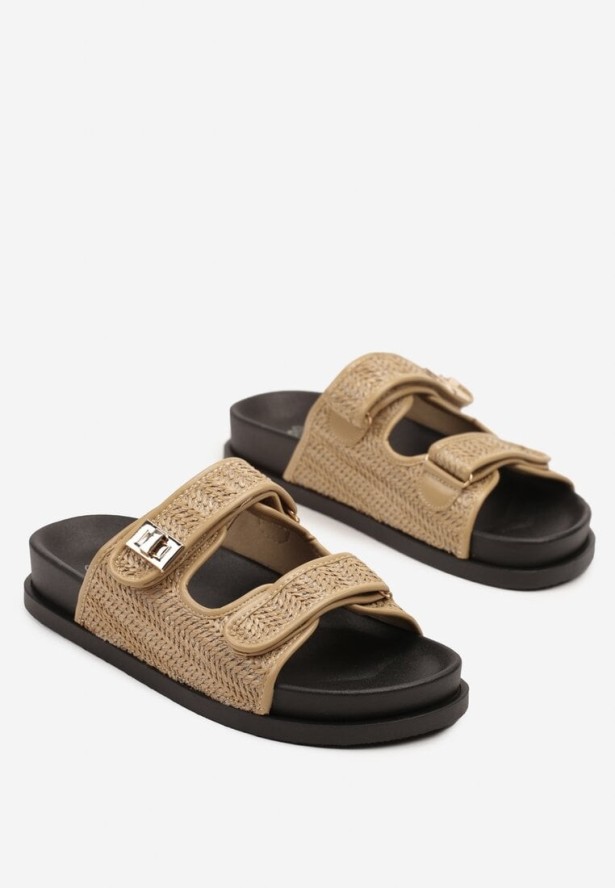 Ciemnobeżowe Plecione Klapki Zdobione Elegancką Aplikacją Sanerise